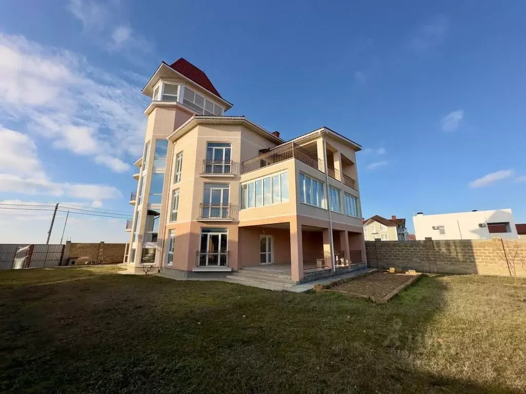 Дом в Крым, Евпатория городской округ, Заозерное пгт ул. Аллея Дружбы, ... - Фото 2