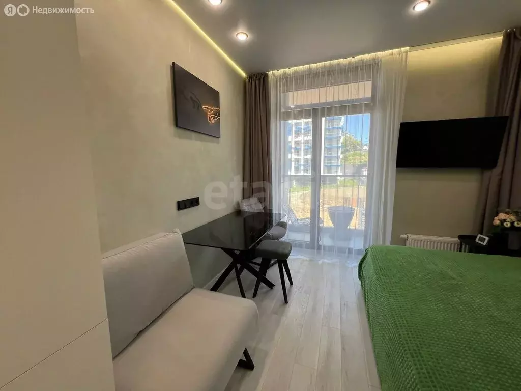 Квартира-студия: Сочи, микрорайон Бытха, Ясногорская улица, 16/2к8 ... - Фото 1