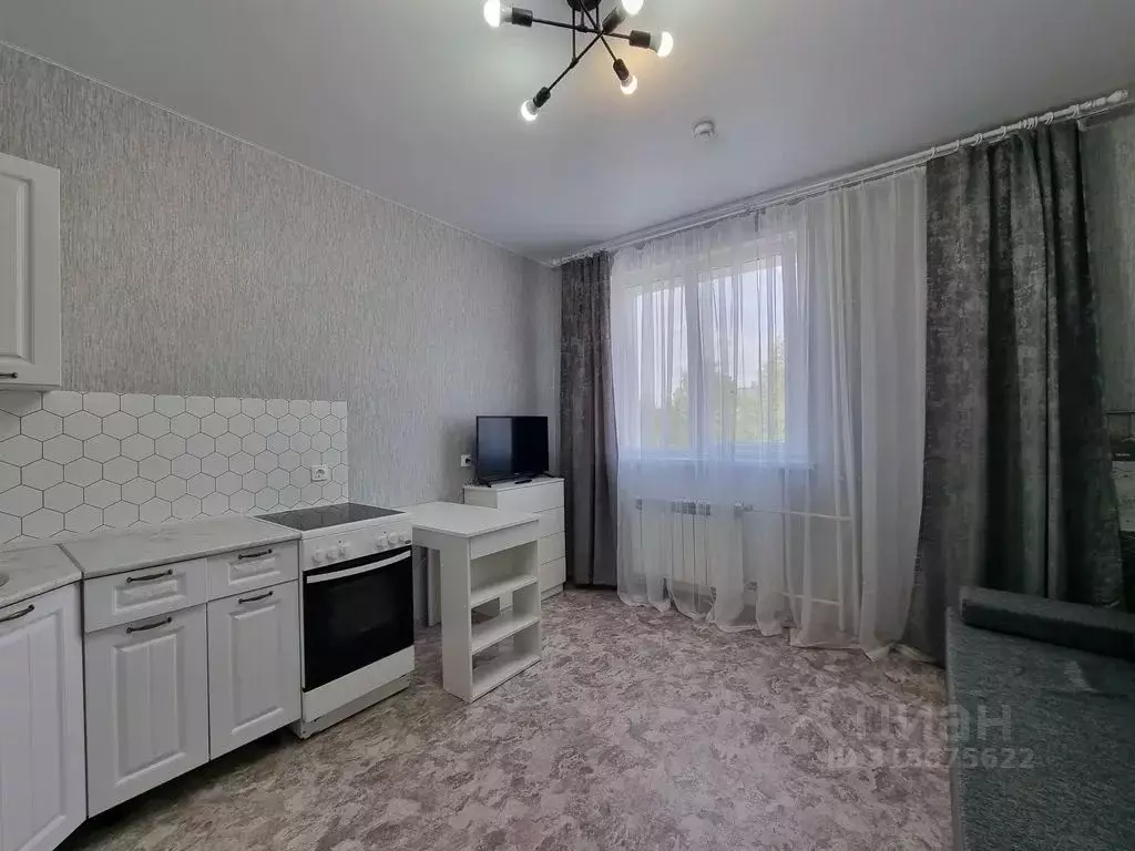 Студия Ханты-Мансийский АО, Когалым ул. Дорожников, 4 (25.0 м) - Фото 1