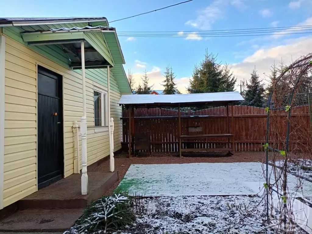 Дом в Ленинградская область, Отрадное Кировский район, пос. Петрушино, ... - Фото 2