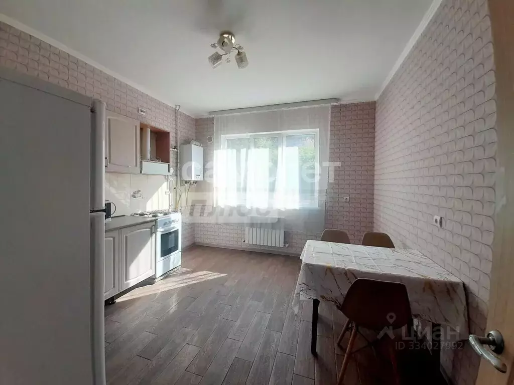 2-к кв. Краснодарский край, Туапсе Звездная ул., 27 (58.0 м) - Фото 1