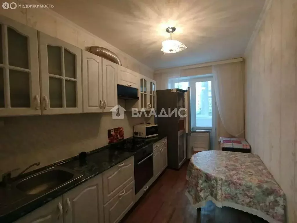 3-комнатная квартира: Белгород, улица Губкина, 18Г (57.9 м) - Фото 2