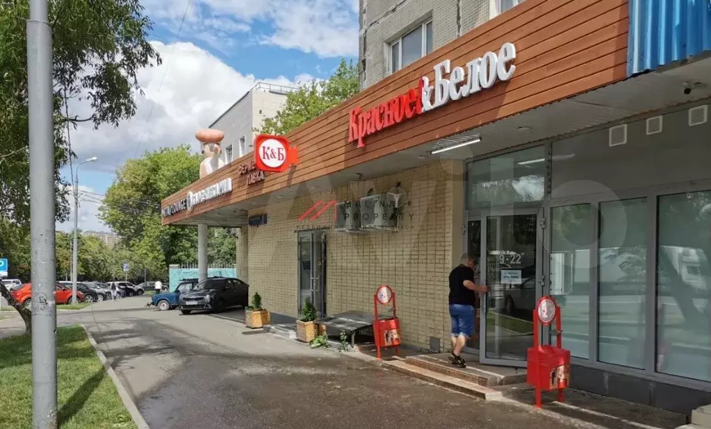 Продажа помещения с арендаторами на Коломенской - Фото 0