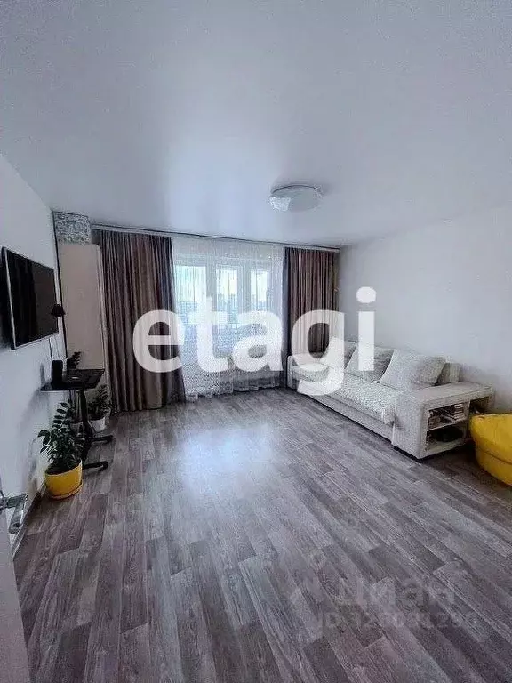 2-к кв. Красноярский край, Красноярск ул. Чернышевского, 120А (58.4 м) - Фото 1