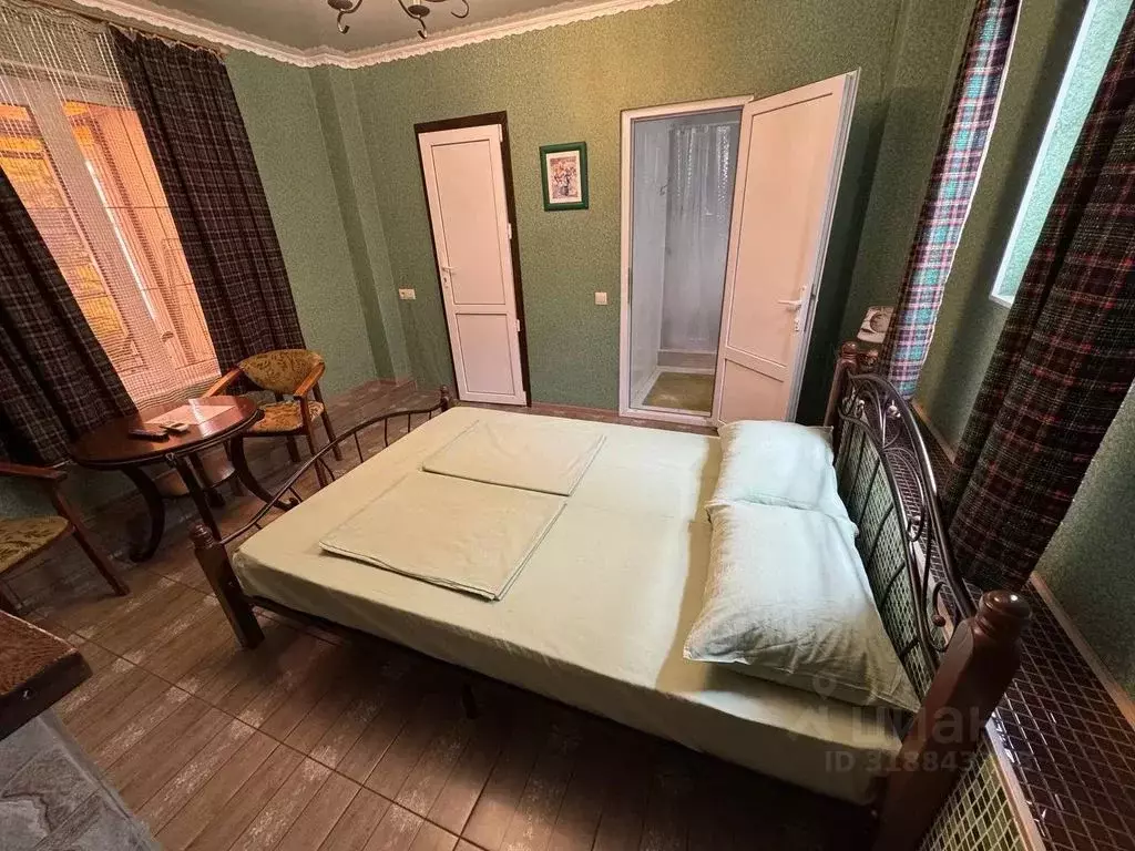 Комната Краснодарский край, Геленджик ул. Красных Партизан, 33А - Фото 1