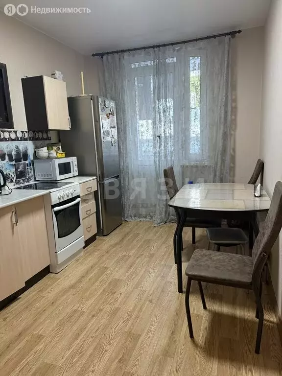 3-комнатная квартира: Тюмень, микрорайон Антипино, Беловежская улица, ... - Фото 1