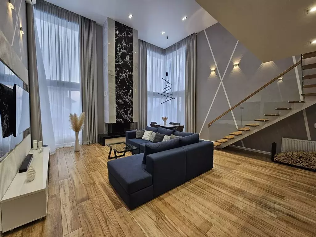 Коттедж в Алтайский край, Барнаул Абаканская ул. (250 м) - Фото 1