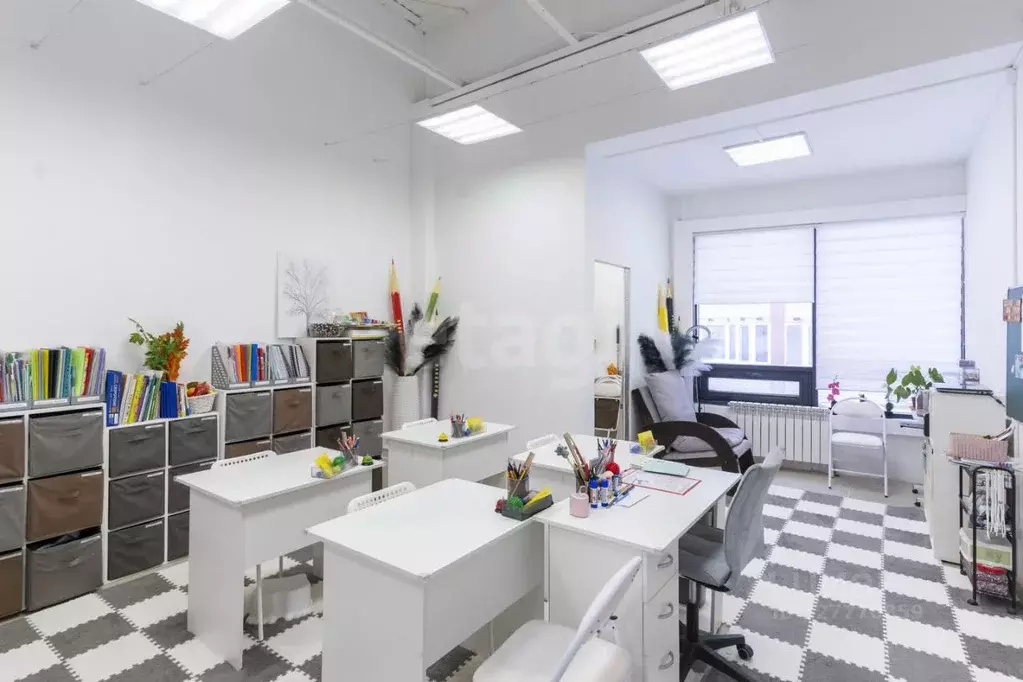 Помещение свободного назначения в Тюменская область, Тюмень ... - Фото 1