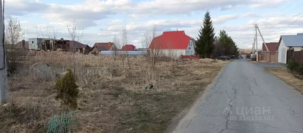 Участок в Татарстан, с. Высокая Гора ул. Отрадная (20.23 сот.) - Фото 0