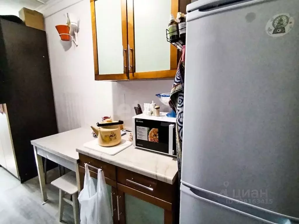 Комната Калужская область, Калуга ул. Веры Андриановой, 26 (12.6 м) - Фото 1