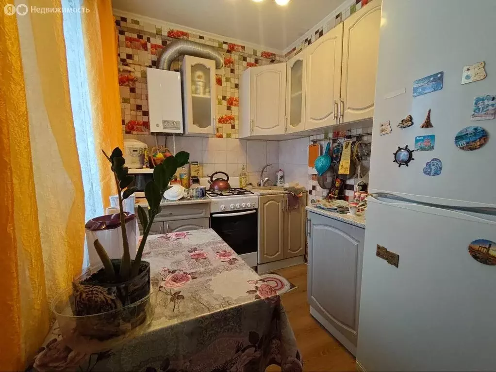 3-комнатная квартира: Сухиничи, улица 70 лет Великого Октября, 3 (58.7 ... - Фото 2