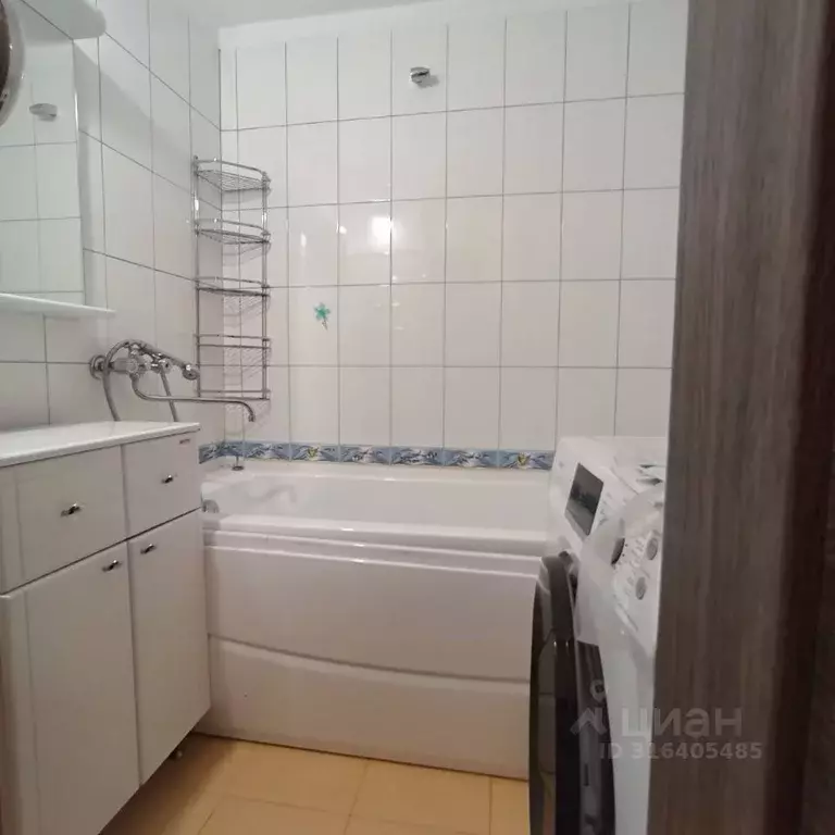 4-к кв. Иркутская область, Иркутск ул. Костычева, 8 (72.0 м) - Фото 1