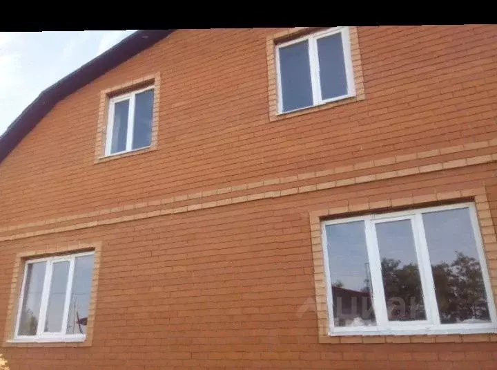 Дом в Курская область, Курчатовский район, Иванино рп пл. Капитана ... - Фото 1