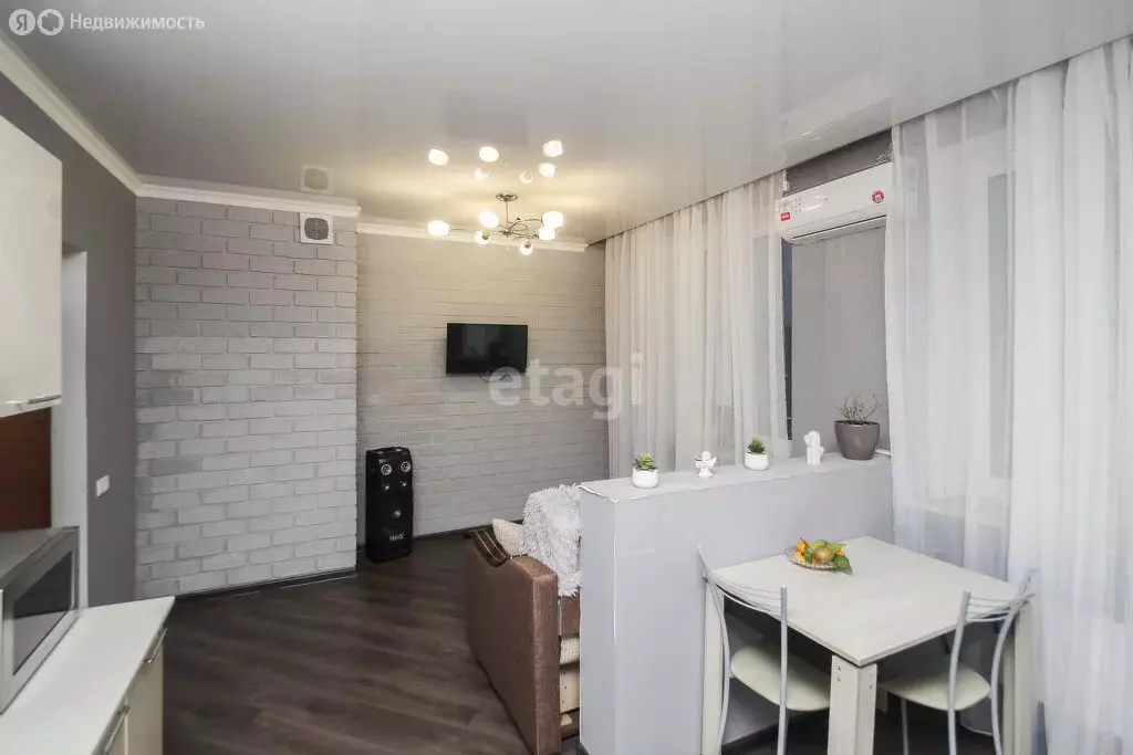 1-комнатная квартира: Тюмень, Велижанская улица, 68 (48.5 м) - Фото 1