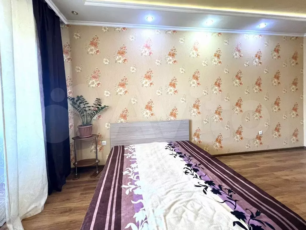 2-к. квартира, 65 м, 5/5 эт. - Фото 1