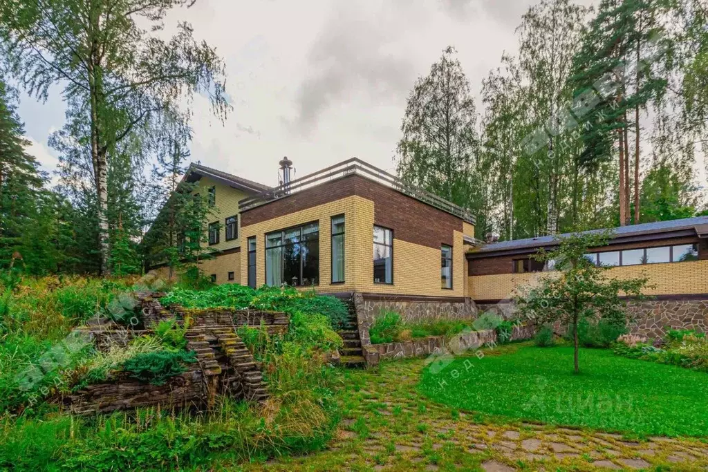Дом в Ленинградская область, Всеволожский район, Токсовское городское ... - Фото 1