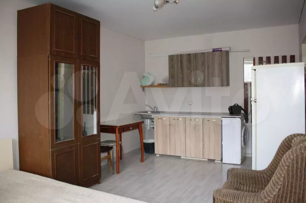 Комната 18 м в 3-к., 2/5 эт. - Фото 0