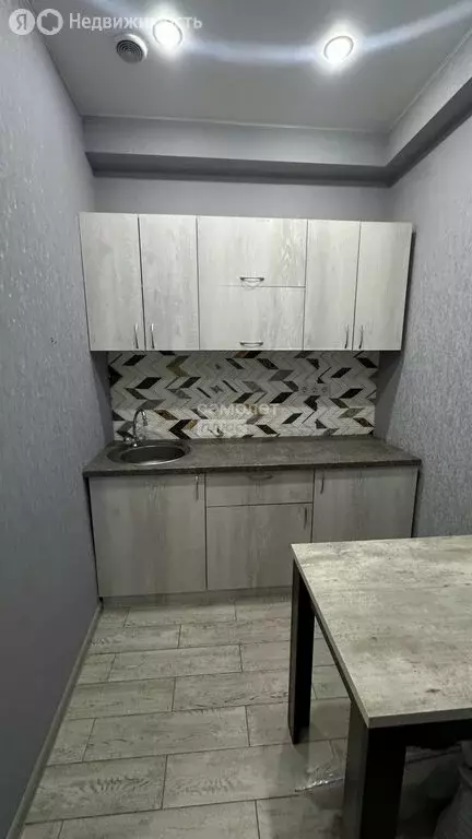 Квартира-студия: Иркутск, переулок Археолога Михаила Герасимова, 6 (32 ... - Фото 1