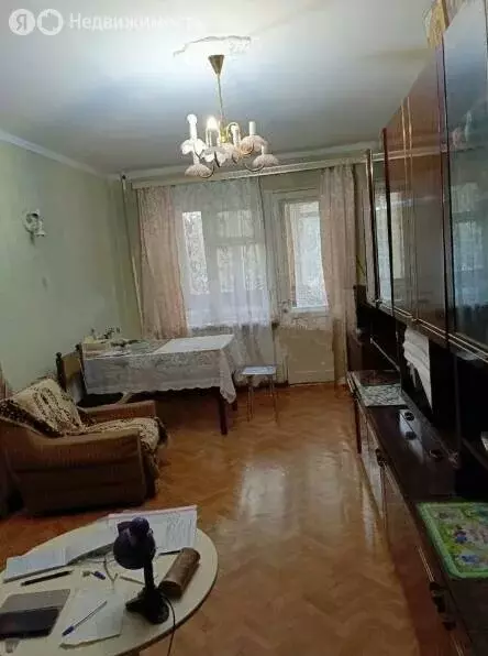 3-комнатная квартира: Нальчик, улица Идарова, 207 (56 м) - Фото 0