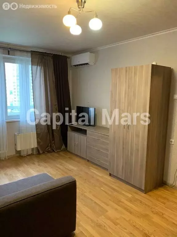 1-комнатная квартира: Москва, улица Авиаторов, 5к1 (38 м) - Фото 1