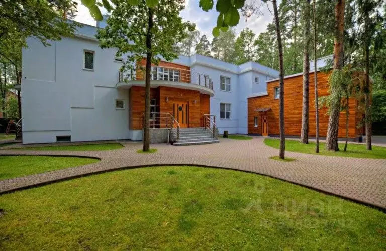 Дом в Москва д. Жуковка, Жуковка-2 кп,  (1037 м) - Фото 2