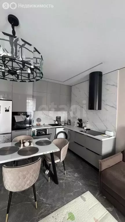 2-комнатная квартира: Омск, улица Перелёта, 28 (58 м) - Фото 2