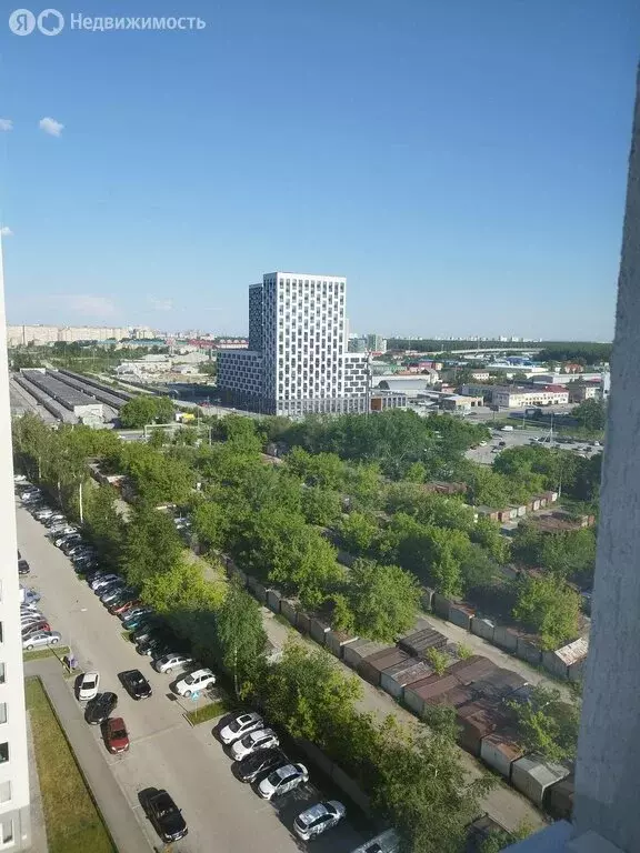 1-комнатная квартира: Тюмень, улица Ветеранов Труда, 9Ак1 (35 м) - Фото 1