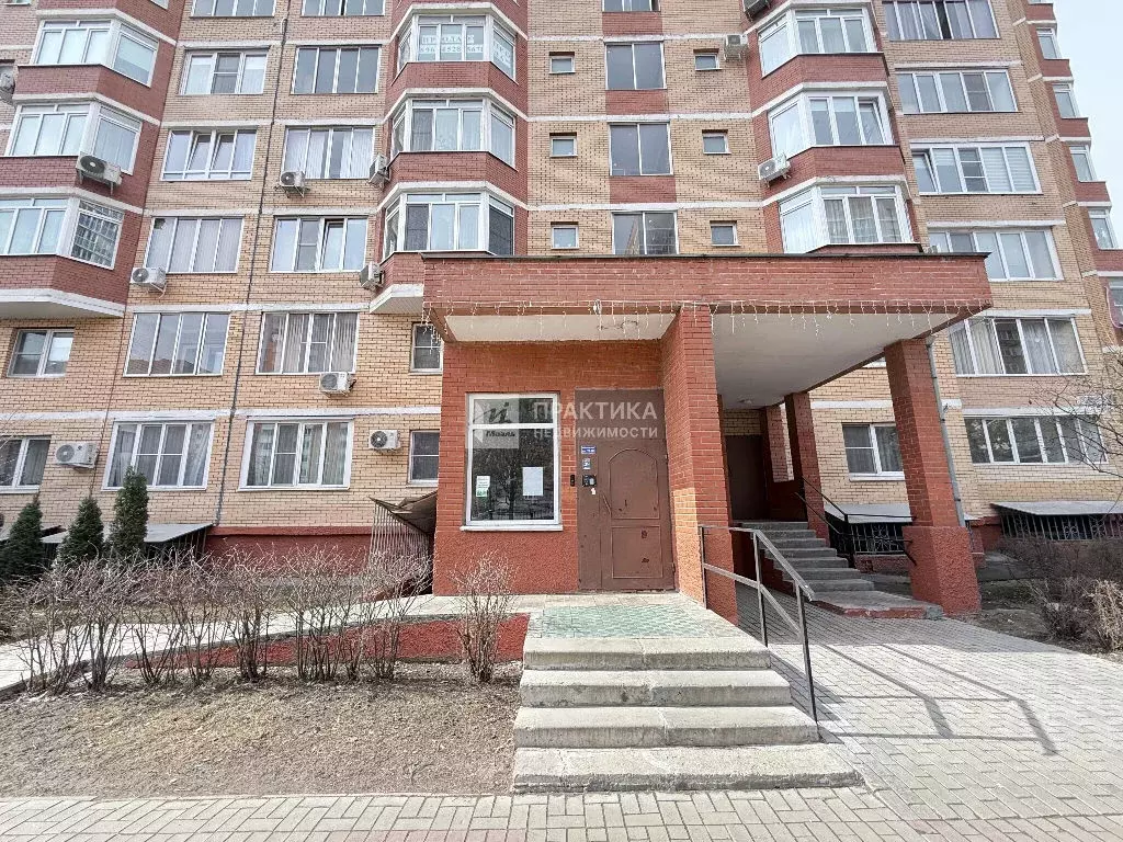 Продается 2-комнатная квартира - Фото 1