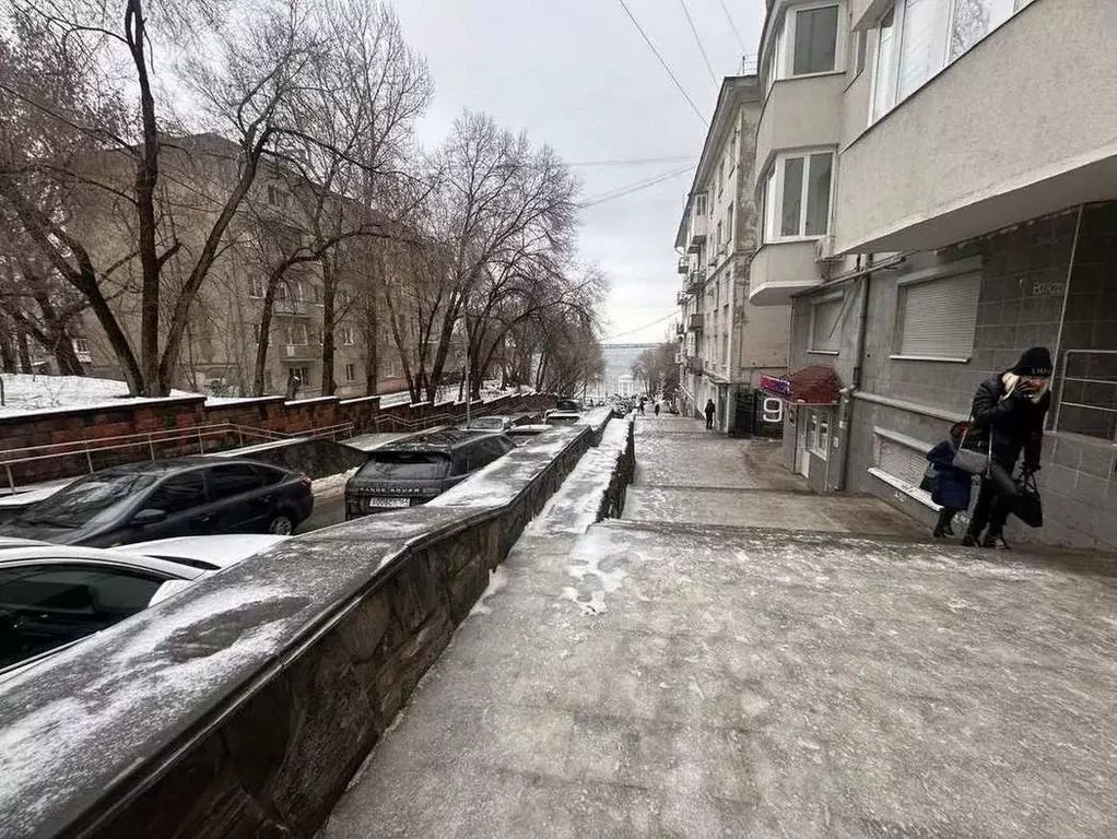 Помещение свободного назначения в Саратовская область, Саратов ул. ... - Фото 2