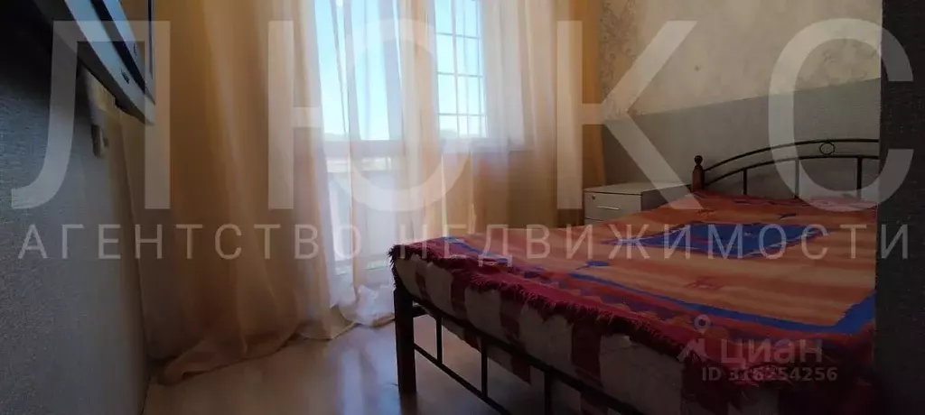 1-к кв. Кемеровская область, Новокузнецк ул. Климасенко, 32 (42.0 м) - Фото 0