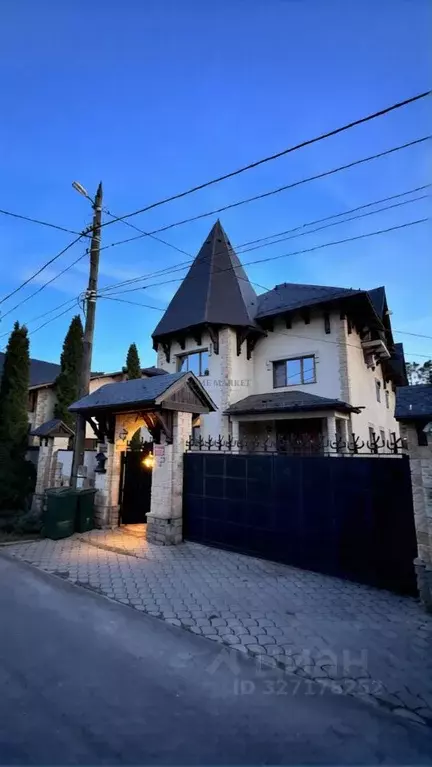 Дом в Московская область, Красногорск городской округ, д. ... - Фото 1