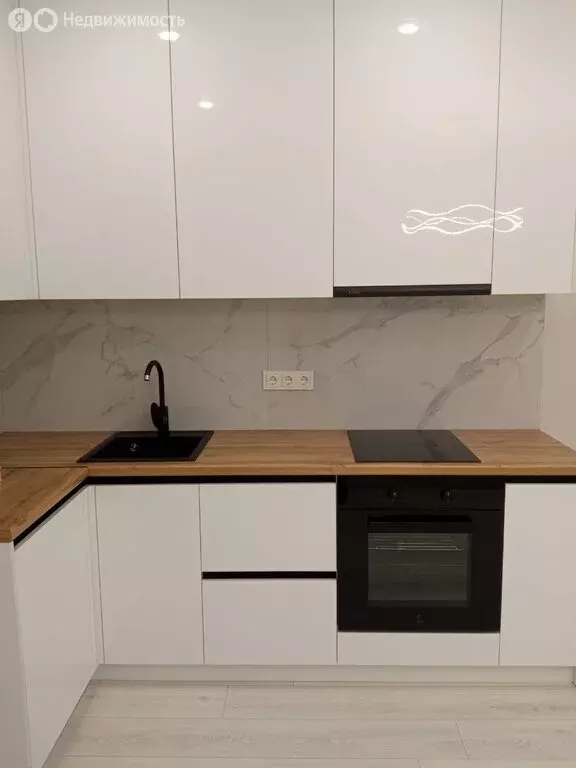 3-комнатная квартира: село Засечное, микрорайон Город Спутник, жилой ... - Фото 2