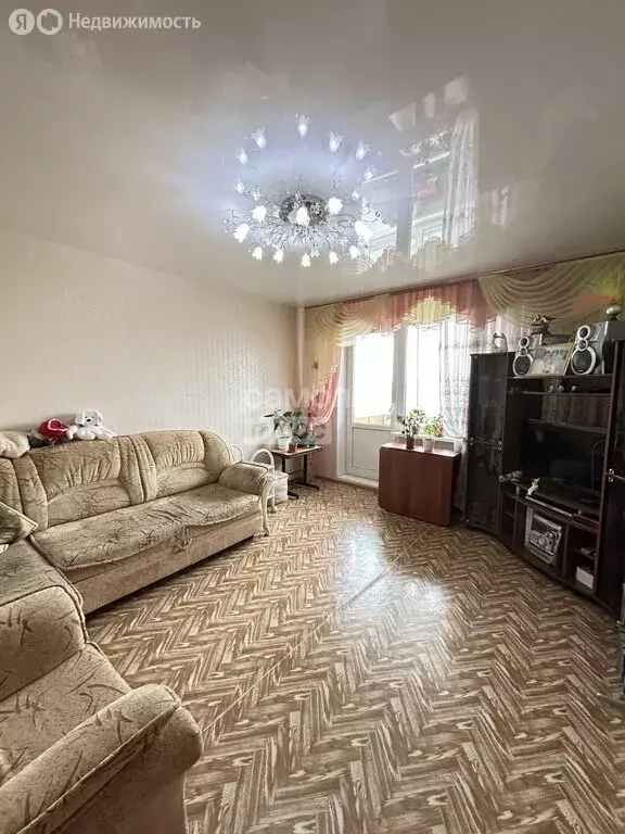 3-комнатная квартира: Салават, бульвар Салавата Юлаева, 42 (68 м) - Фото 1