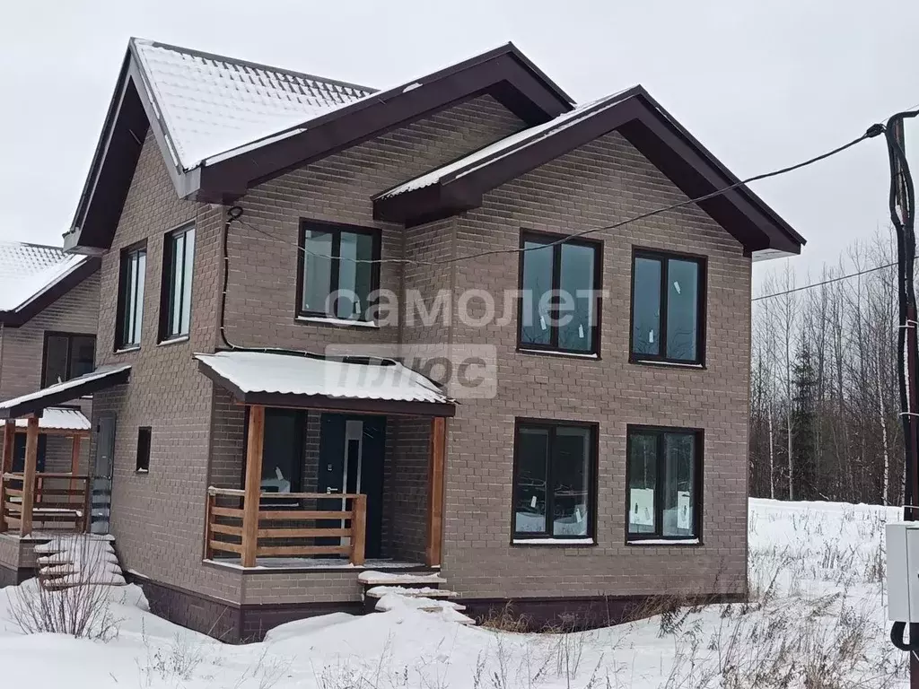 Дом в Коми, Сыктывкар городской округ, Верхняя Максаковка пгт ул. ... - Фото 1