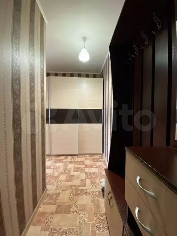 2-к. квартира, 56 м, 2/9 эт. - Фото 0
