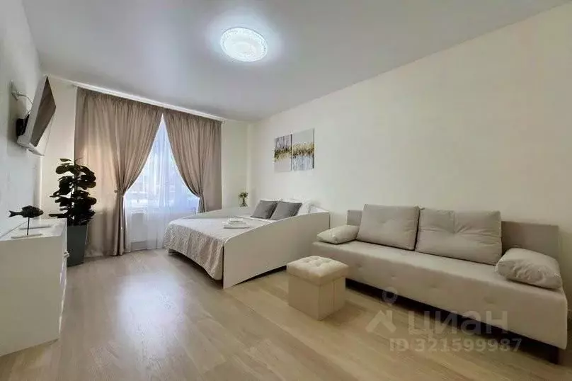 1-к кв. Тюменская область, Тюмень ул. Александра Звягина, 10 (40.0 м) - Фото 1