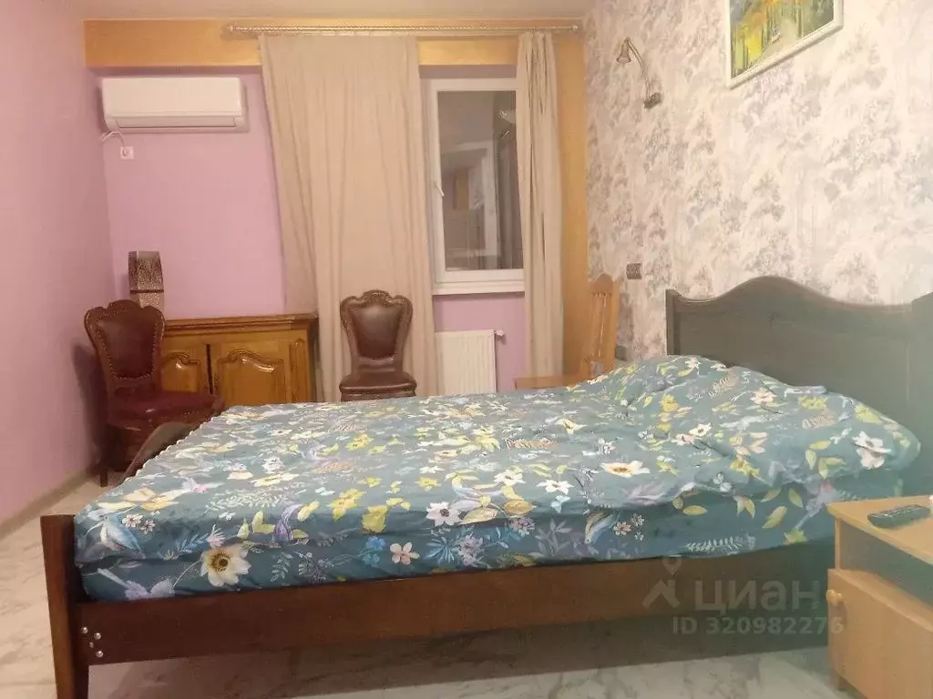 1-к кв. Крым, Алушта ул. 60 лет СССР, 27 (41.0 м) - Фото 2