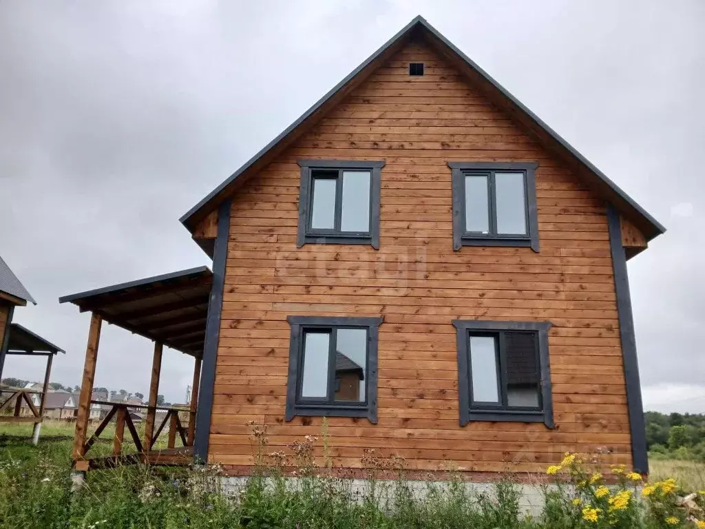 Дом в Башкортостан, Иглинский район, Акбердинский сельсовет, с. ... - Фото 2