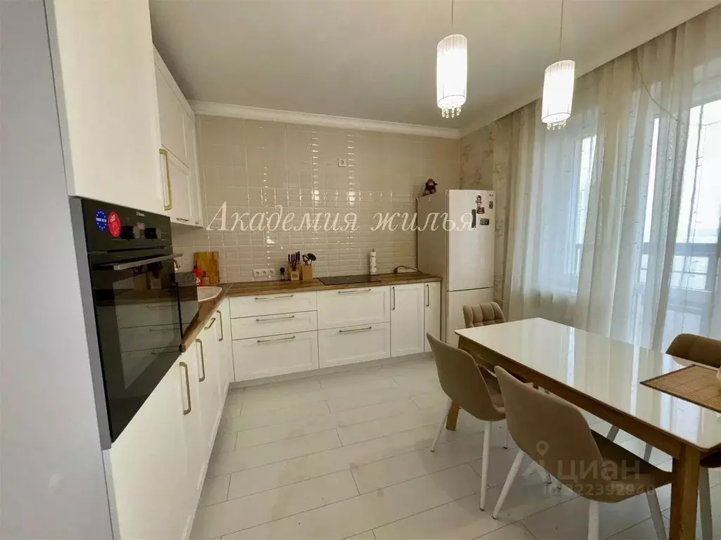 3-к кв. Башкортостан, Уфа ул. Пархоменко, 156В (70.0 м) - Фото 0