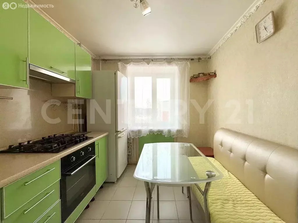 3-комнатная квартира: Чебоксары, улица Чапаева, 4 (76.4 м) - Фото 2