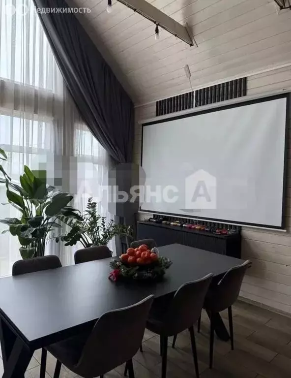 Дом в Шахты, улица Орджоникидзе (126 м) - Фото 1