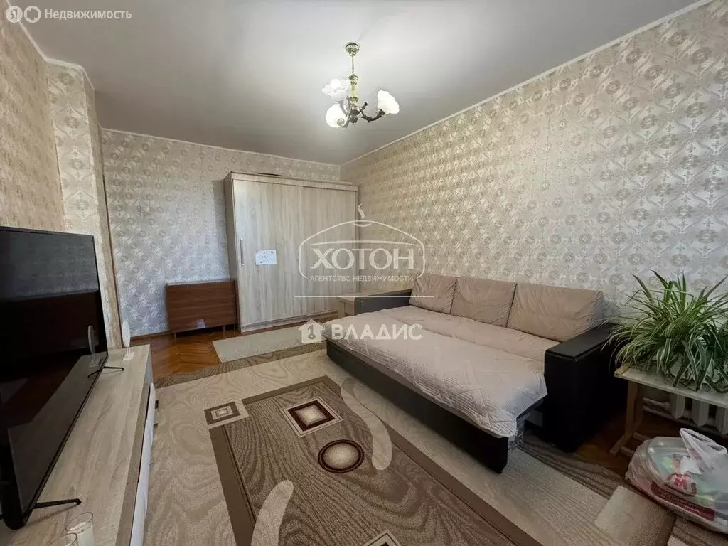 3-комнатная квартира: Элиста, Театральный переулок, 3 (57 м) - Фото 0