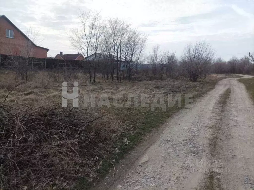 Участок в Ростовская область, Каменск-Шахтинский ул. Свердлова, 68 ... - Фото 1