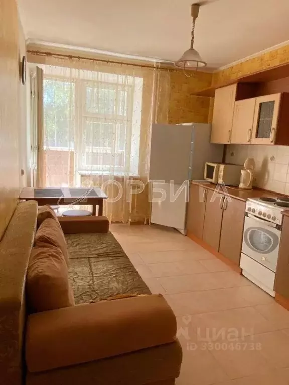 1-к кв. Тюменская область, Тюмень Амурская ул., 2 (37.0 м) - Фото 1