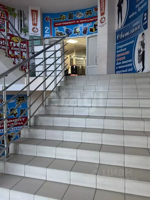 Торговая площадь в Марий Эл, Йошкар-Ола Первомайская ул., 111 (15 м) - Фото 1