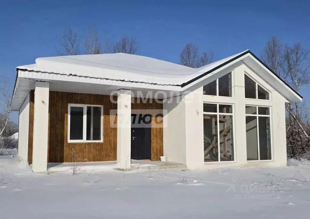 Дом в Алтайский край, Первомайский район, с. Санниково, Имени В.А. ... - Фото 1