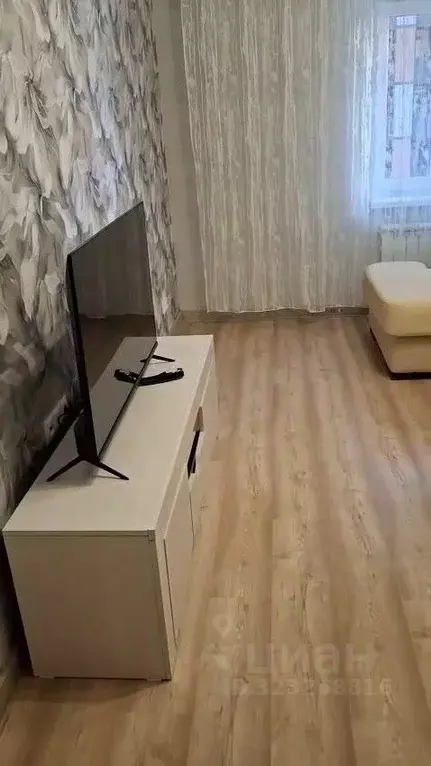 2-к кв. Ямало-Ненецкий АО, Новый Уренгой Славянский мкр, 1/6 (55.2 м) - Фото 1