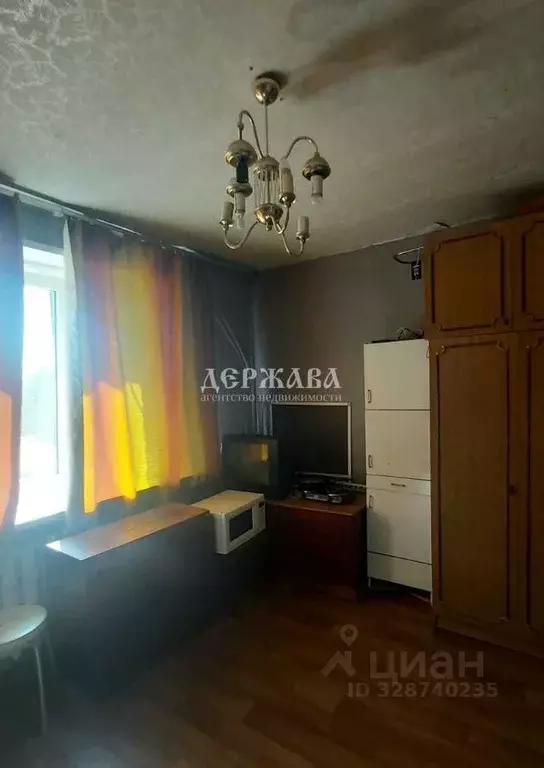 1-к кв. Белгородская область, Старый Оскол Горняк мкр, 10 (18.0 м) - Фото 2