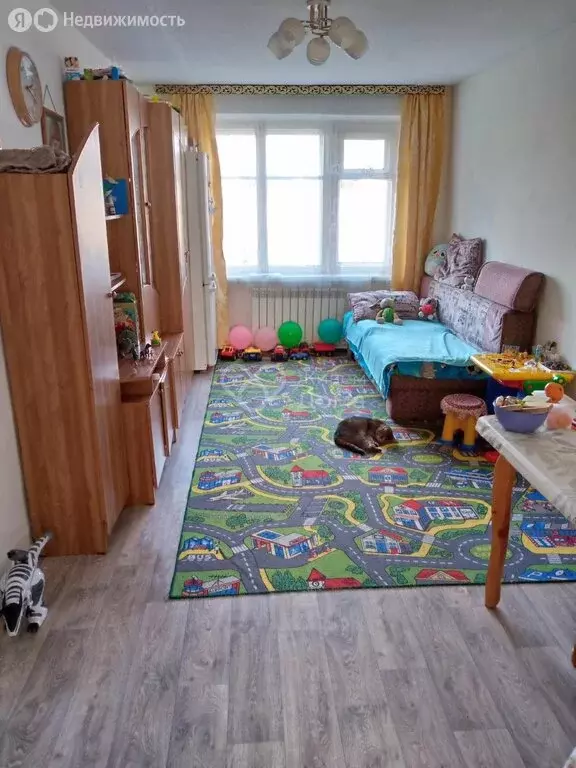 3-комнатная квартира: Ляпичев, улица 40 лет Победы, 19 (57.8 м) - Фото 1