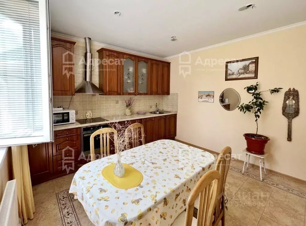 Дом в Волгоградская область, Среднеахтубинский район, Куйбышевское ... - Фото 2